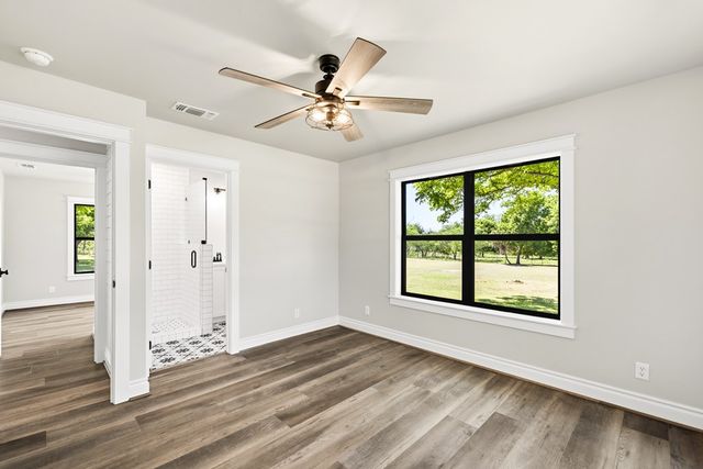 125 W Lower Crabapple Rd., Fredericksburg, TX 78624