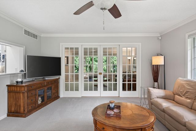 3940 Yorktown Lane N, Plymouth, MN 55441