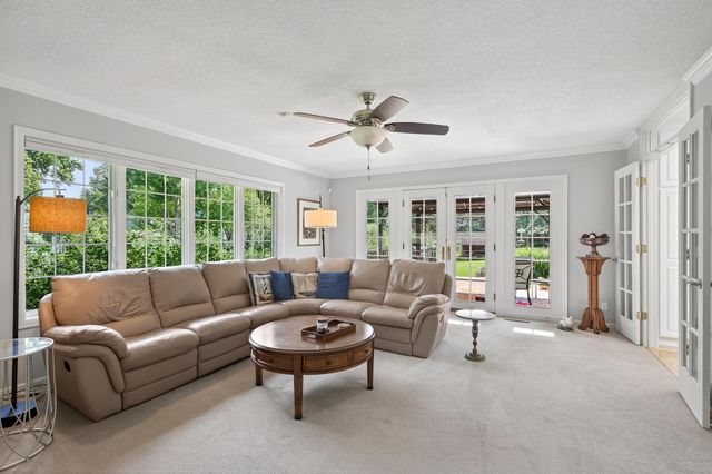 3940 Yorktown Lane N, Plymouth, MN 55441