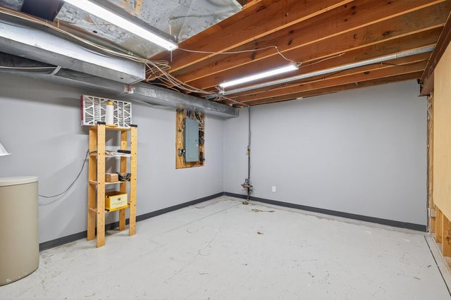 3940 Yorktown Lane N, Plymouth, MN 55441