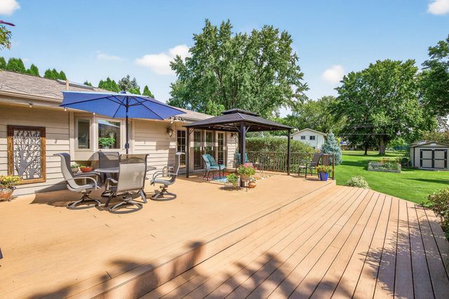 3940 Yorktown Lane N, Plymouth, MN 55441