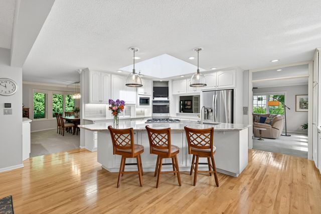 3940 Yorktown Lane N, Plymouth, MN 55441