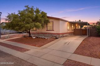 5030 S Mesquite Club Lane, Tucson, AZ 85706