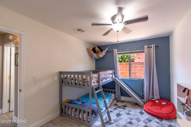 5496 W Dove Of Peace Drive, Marana, AZ 85658