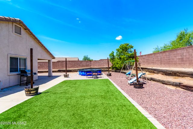 5496 W Dove Of Peace Drive, Marana, AZ 85658