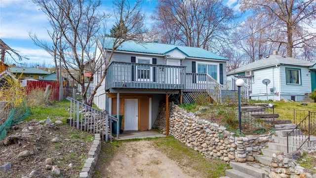 647 3rd Avenue, Okanogan, WA 98840