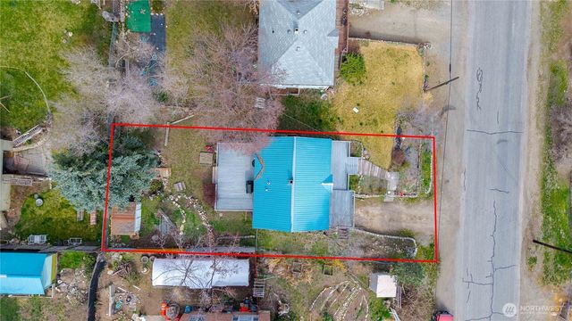 647 3rd Avenue, Okanogan, WA 98840