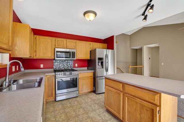 532 Goldenrod Circle, Verona, WI 53593