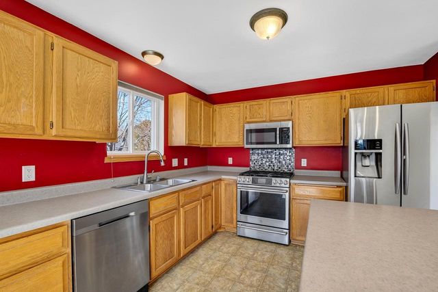 532 Goldenrod Circle, Verona, WI 53593