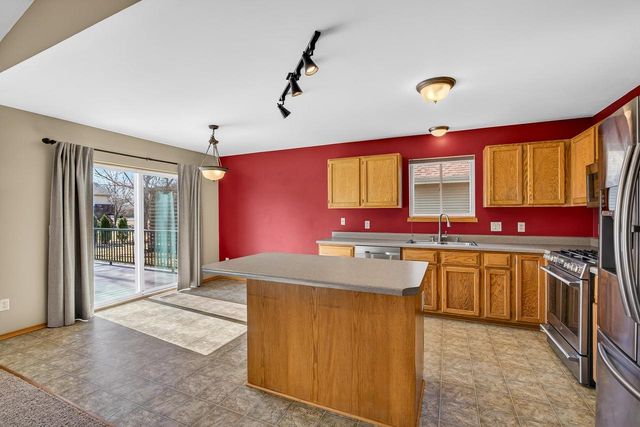 532 Goldenrod Circle, Verona, WI 53593