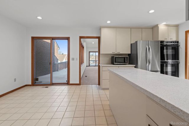 29709 Deer Run, Farmington Hills, MI 48331