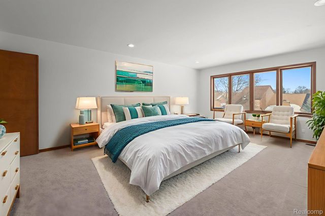 29709 Deer Run, Farmington Hills, MI 48331