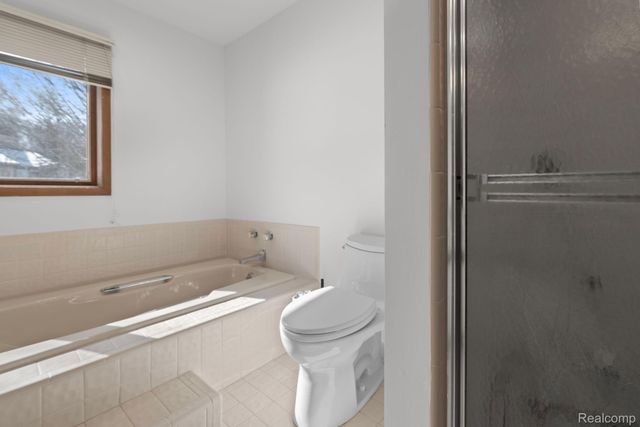 29709 Deer Run, Farmington Hills, MI 48331