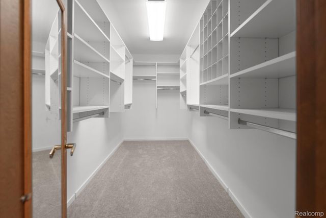 29709 Deer Run, Farmington Hills, MI 48331