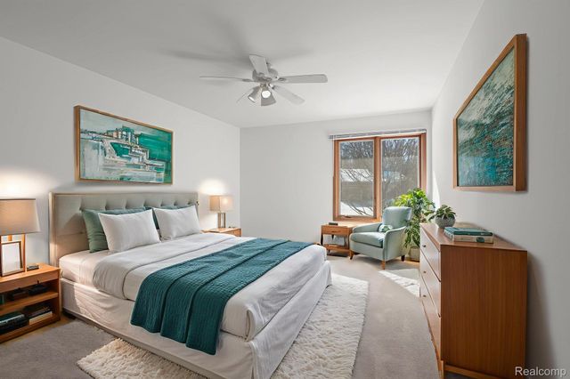 29709 Deer Run, Farmington Hills, MI 48331