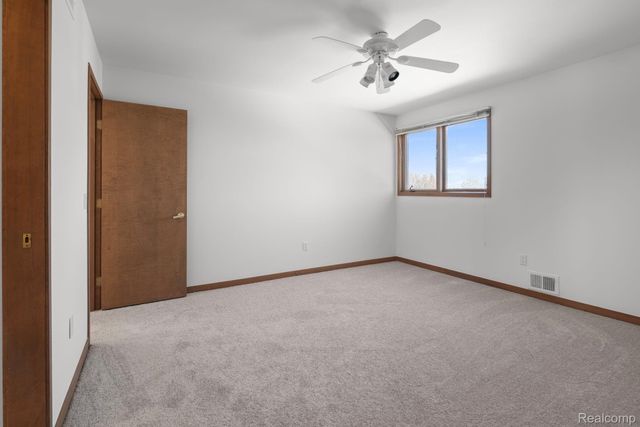 29709 Deer Run, Farmington Hills, MI 48331