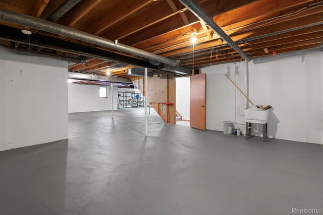 29709 Deer Run, Farmington Hills, MI 48331