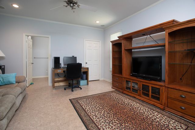 11831 Smallwood Drive, Flint, TX 75762