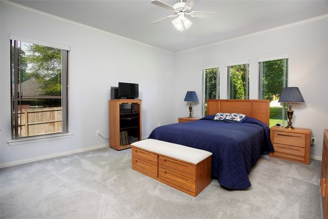 11831 Smallwood Drive, Flint, TX 75762