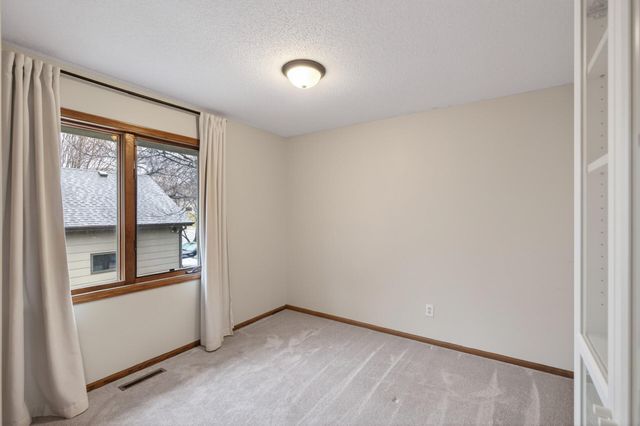 14333 Fisher Avenue NE, Prior Lake, MN 55372