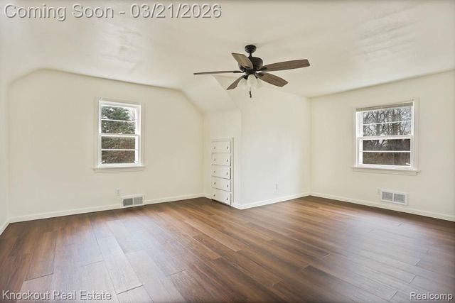 1060 Cross Street, Saginaw, MI 48602