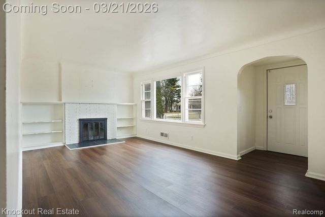 1060 Cross Street, Saginaw, MI 48602