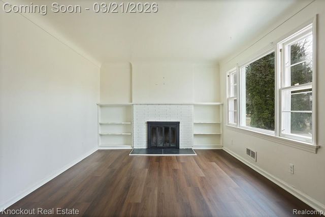 1060 Cross Street, Saginaw, MI 48602