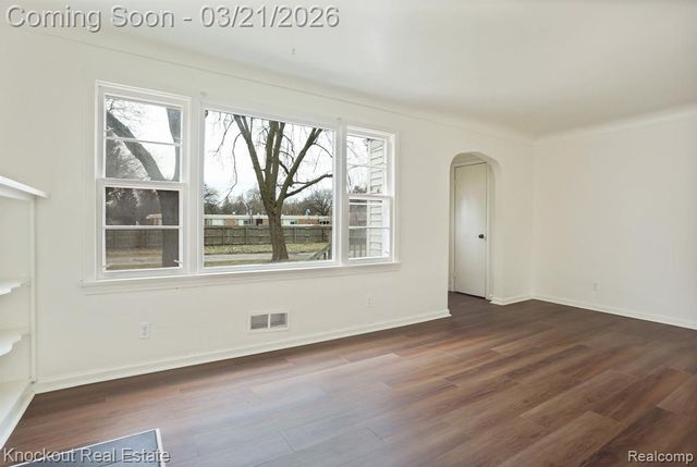 1060 Cross Street, Saginaw, MI 48602