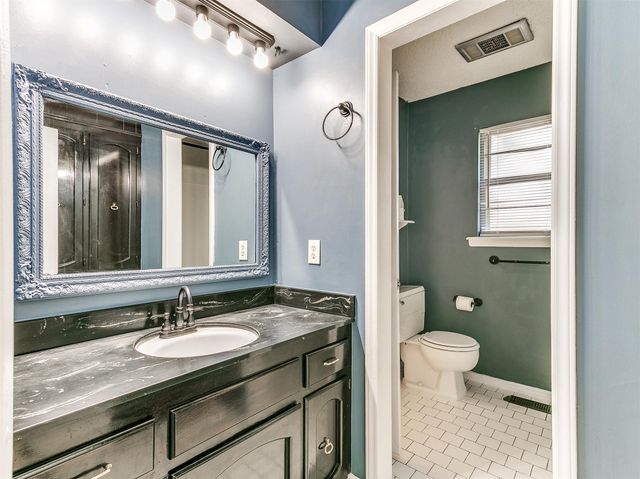 10132 E 27TH Street, Tulsa, OK 74129