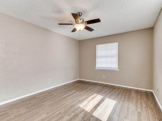 10132 E 27TH Street, Tulsa, OK 74129