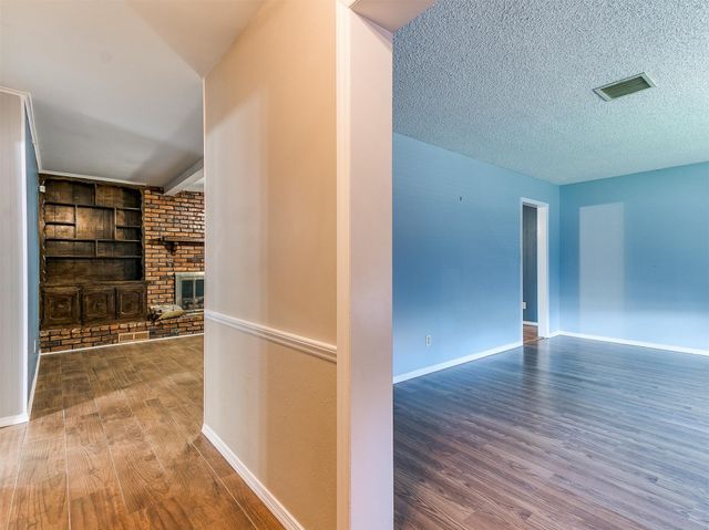 10132 E 27TH Street, Tulsa, OK 74129