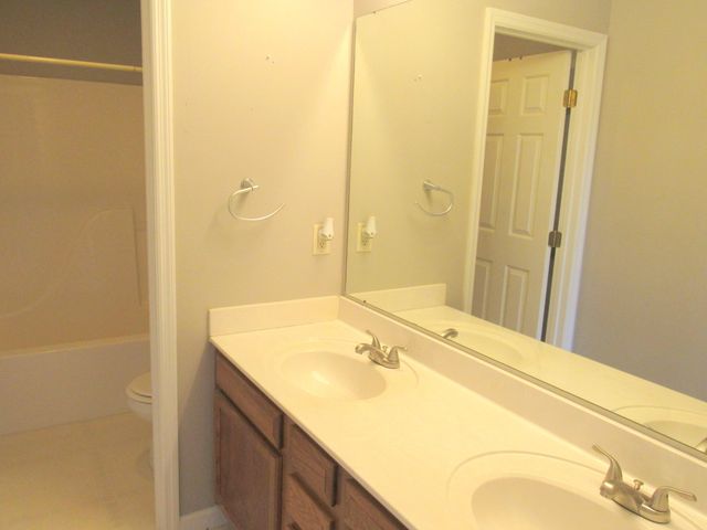 1181 Winchester Drive 1181 Winchester Drive, Troy, OH 45373