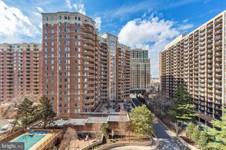 1211 S EADS ST S #711, Arlington, VA 22202