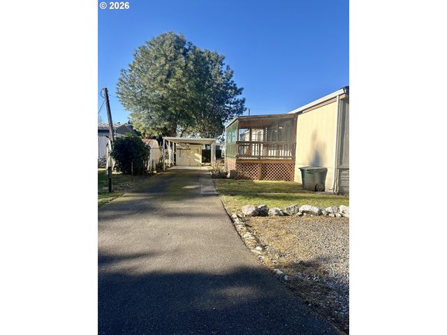 2009 LEWIS RIVER Rd 17, Woodland, WA 98674