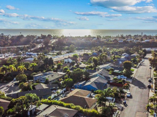 926 Nolbey St, Cardiff By The Sea, CA 92007