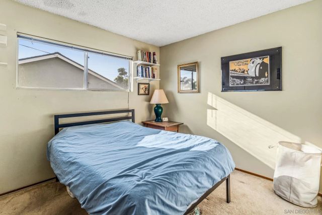 926 Nolbey St, Cardiff By The Sea, CA 92007