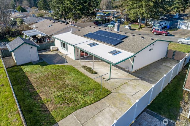 14215 SE 259th Place, Kent, WA 98042