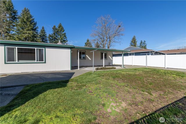 14215 SE 259th Place, Kent, WA 98042