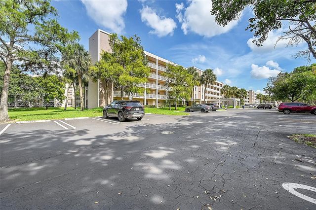 1100 NW 87th Avenue 401, Coral Springs, FL 33071
