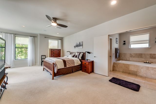 2123 Albany Street, Dallas, TX 75201