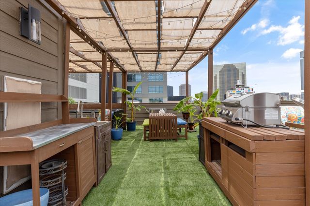 2123 Albany Street, Dallas, TX 75201