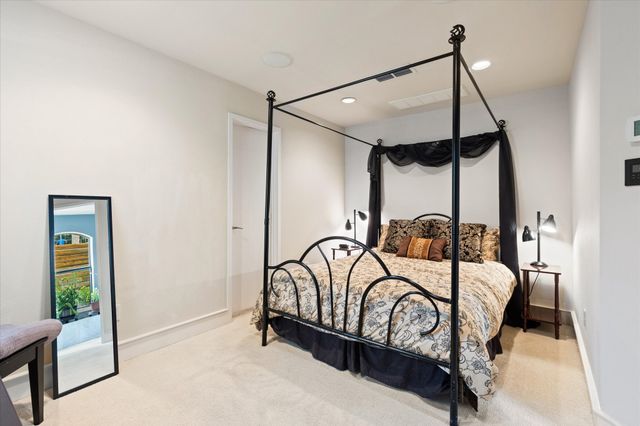 2123 Albany Street, Dallas, TX 75201