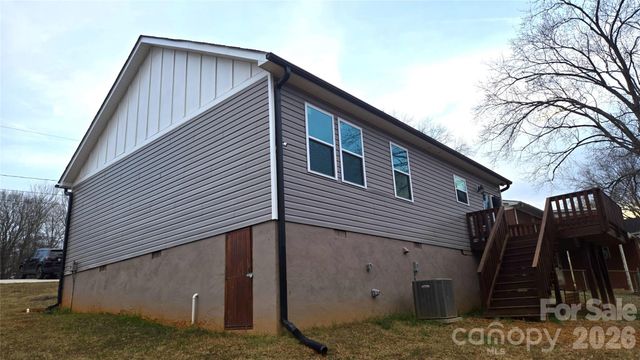 828 Cabaniss Drive, Shelby, NC 28150