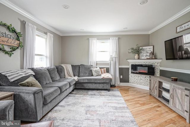 18 ANDY SNYDER RD, Deptford, NJ 08096