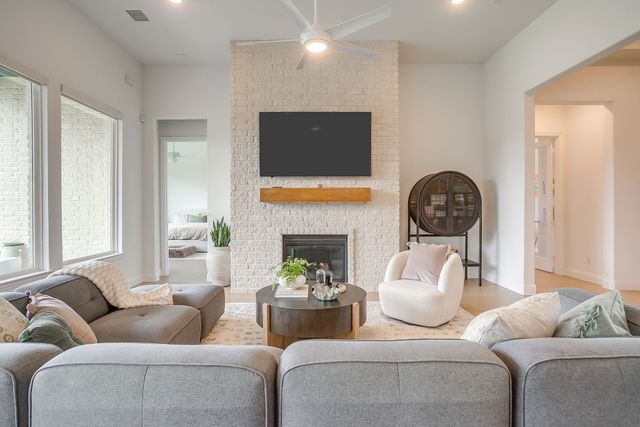 2411 Cornerstone Drive, Mansfield, TX 76063