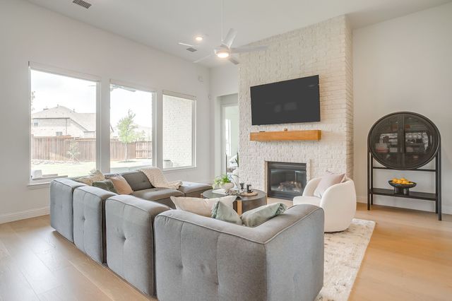 2411 Cornerstone Drive, Mansfield, TX 76063