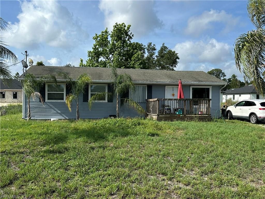 3605 40th ST SW, LEHIGH ACRES, FL 33976 — exterior