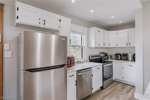 10906 Ashbury Avenue, Cleveland, OH 44106