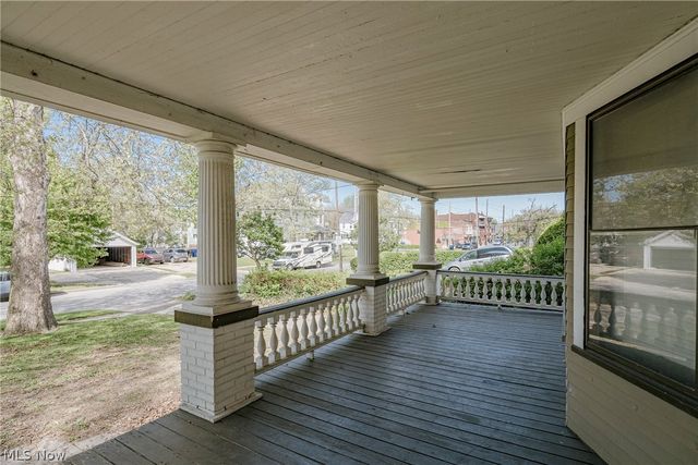 10906 Ashbury Avenue, Cleveland, OH 44106