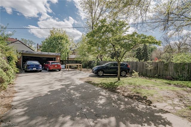 10906 Ashbury Avenue, Cleveland, OH 44106
